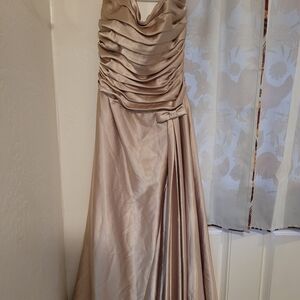 Jessica McClintock Gold Ruched Gown Y2K Vintage